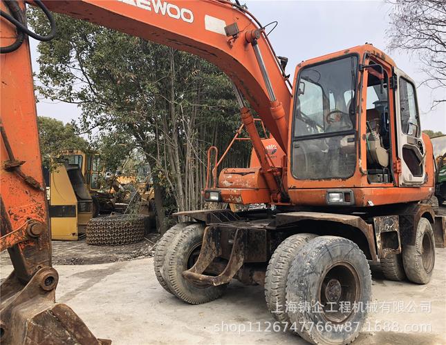 道路挖掘与DH200挖掘机 品牌实力与选择智慧